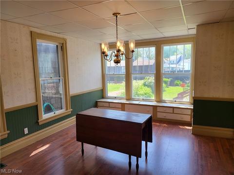 1704 Walnut Blvd, Ashtabula, OH 44004 photo 8