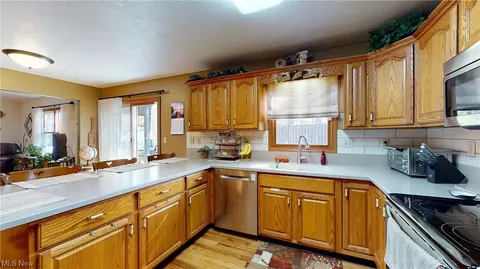 401 Ivanhoe Ave, Wadsworth, OH 44281 photo 18