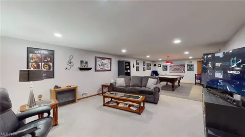 401 Ivanhoe Ave, Wadsworth, OH 44281 photo 27