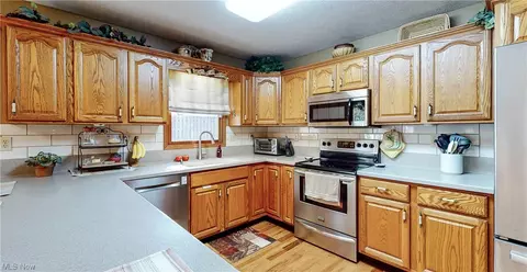 401 Ivanhoe Ave, Wadsworth, OH 44281 photo 19