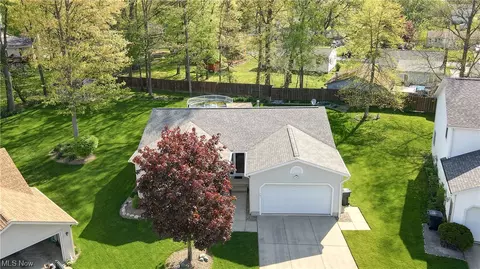 401 Ivanhoe Ave, Wadsworth, OH 44281 photo 3