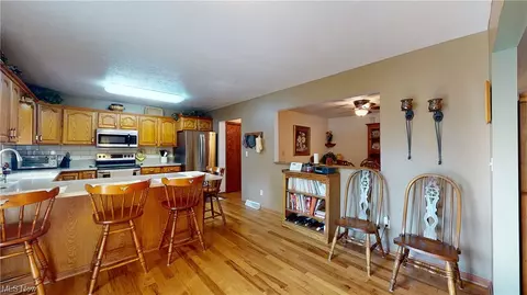 401 Ivanhoe Ave, Wadsworth, OH 44281 photo 16