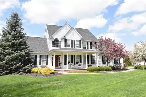 982 Shannon Ln, Salem, OH 44460