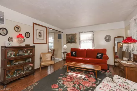 562 Case Ave, Elyria, OH 44035 photo 3