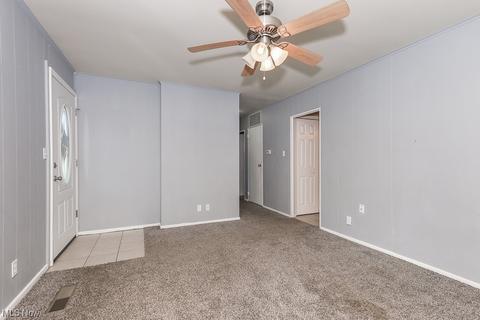 424 Ambler Dr, Elyria, OH 44035 photo 3