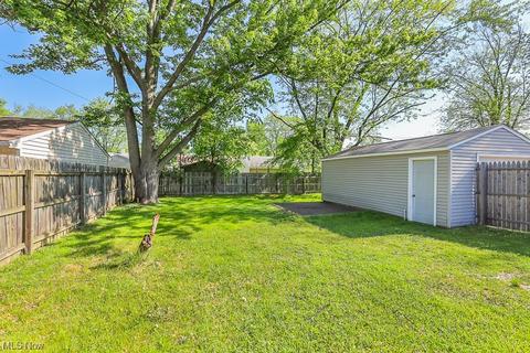 424 Ambler Dr, Elyria, OH 44035 photo 18