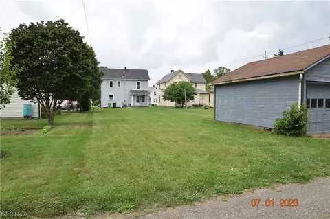 420 E 5th St, Dover, OH 44622 photo 16
