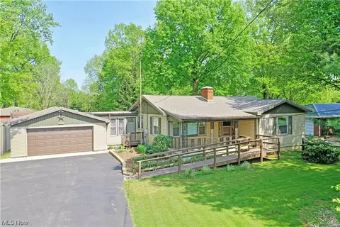 1498 N Road Rd NE, Warren, OH 44483