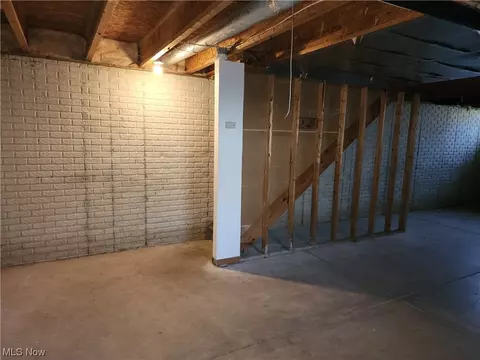 1035 W 37th St, Ashtabula, OH 44004 photo 24