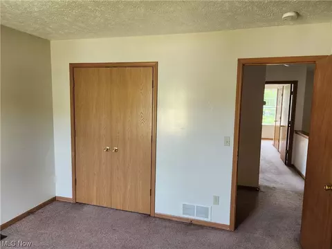 1035 W 37th St, Ashtabula, OH 44004 photo 15