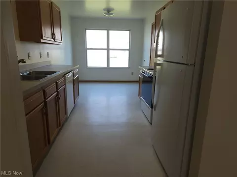2116 Jeffrey Ave, Ashtabula, OH 44004 photo 10