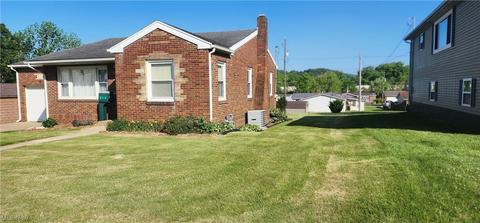 315 Mccrea Ave, Dennison, OH 44621 photo 2