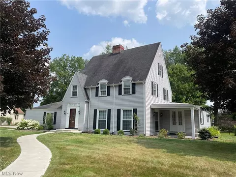 202 E 12th St, Dover, OH 44622 photo 1
