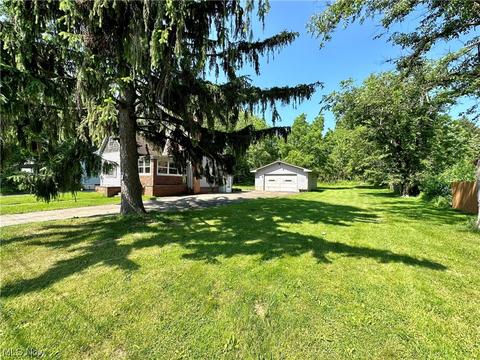 419 8th St, Struthers, OH 44471 photo 2