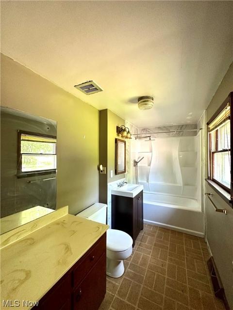419 8th St, Struthers, OH 44471 photo 10