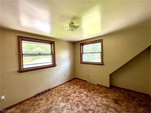 419 8th St, Struthers, OH 44471 photo 12