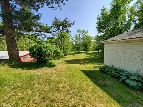 4652 S Ridge Rd E, Geneva, OH 44041 photo 8