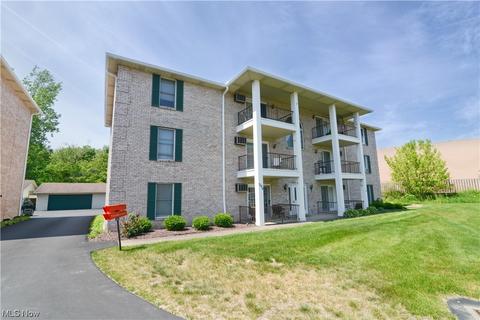 7386 Eisenhower Dr #1, Boardman, OH 44512 photo 1