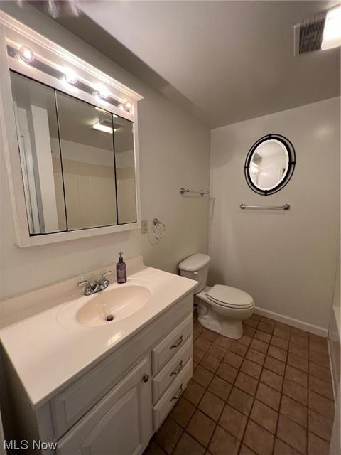 2475 E Ridgewood Dr, Seven Hills, OH 44131 photo 20