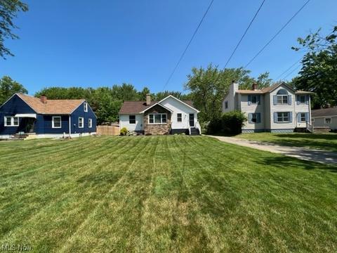 2475 E Ridgewood Dr, Seven Hills, OH 44131 photo 32