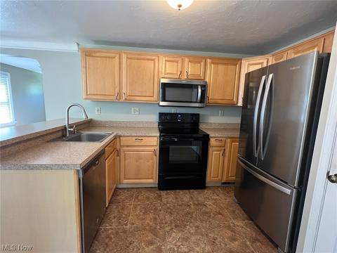 2475 E Ridgewood Dr, Seven Hills, OH 44131 photo 13