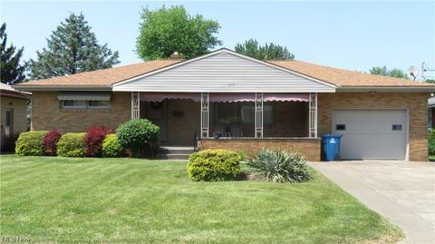 415 Geneva Ave, Struthers, OH 44471 photo 1