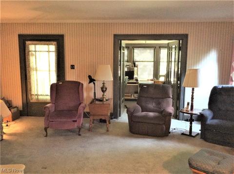 243 Bellflower Ave NW, Canton, OH 44708 photo 4