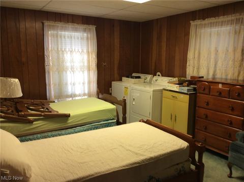 243 Bellflower Ave NW, Canton, OH 44708 photo 9