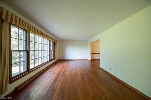 736 E Hines Hill Rd, Hudson, OH 44236 photo 2