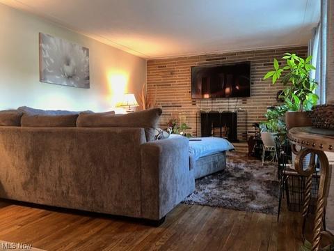 3926 Valleyview Dr, Lorain, OH 44053 photo 4