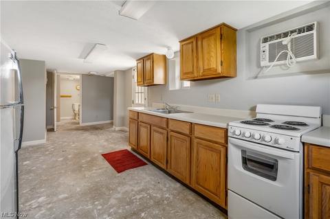 808 E Waterloo Rd, Akron, OH 44306 photo 19