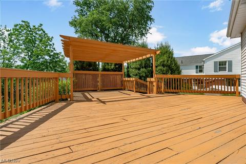 808 E Waterloo Rd, Akron, OH 44306 photo 25