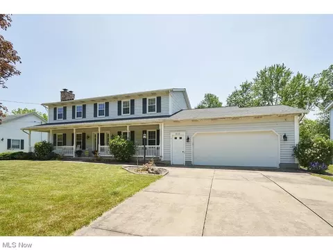 830 Andrews Rd, Medina, OH 44256