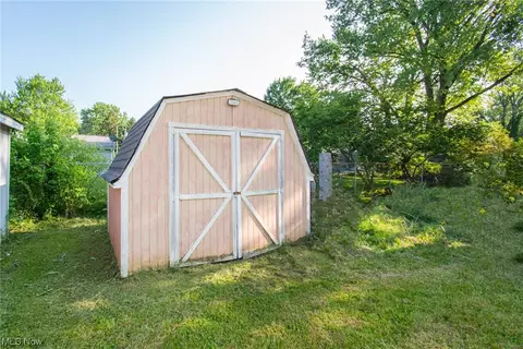 881 Larkridge Ave, Boardman, OH 44512 photo 24