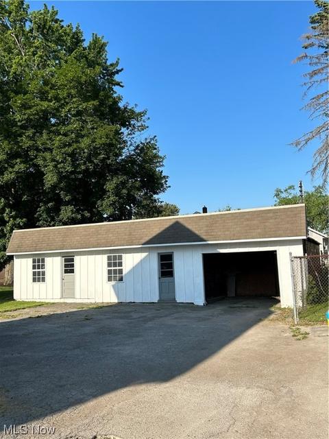 492 5th St, Struthers, OH 44471 photo 3