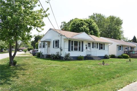 2910 Aberdeen Ave, Ashtabula, OH 44004 photo 3