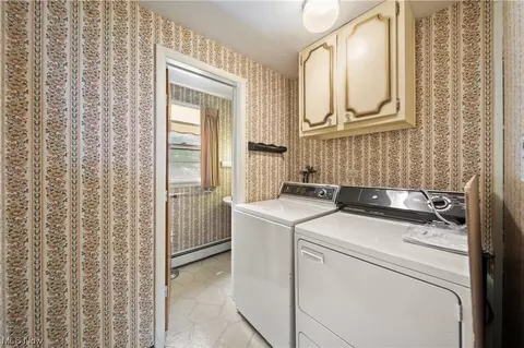 26 E Cedar St, Jefferson, OH 44047 photo 9