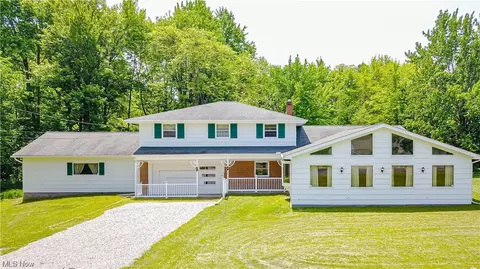 26 E Cedar St, Jefferson, OH 44047