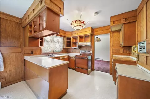 26 E Cedar St, Jefferson, OH 44047 photo 6