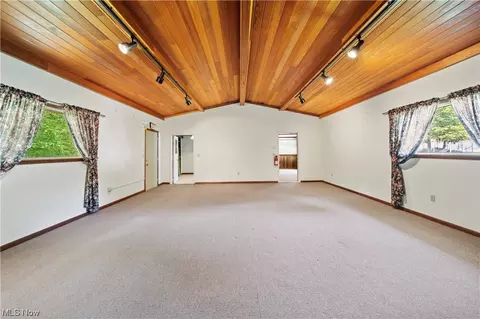 26 E Cedar St, Jefferson, OH 44047 photo 12