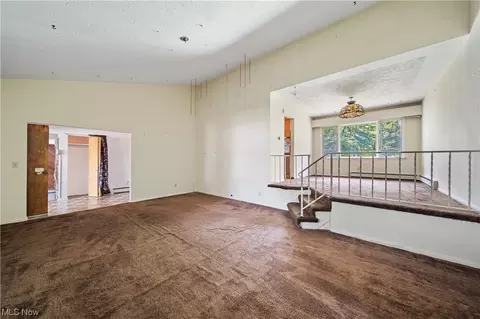 26 E Cedar St, Jefferson, OH 44047 photo 5