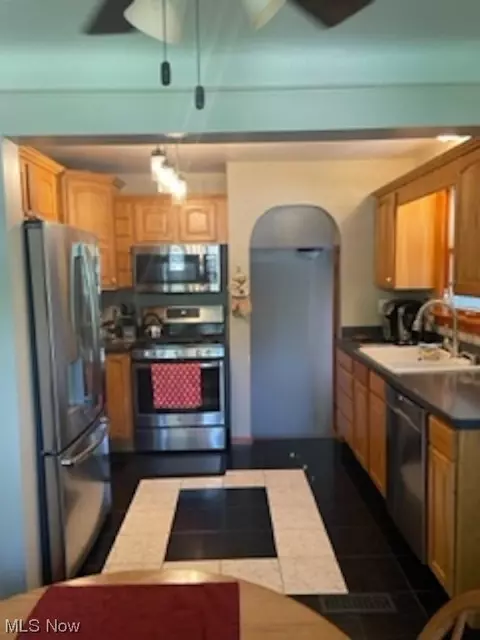 846 Lloyd Rd, Wickliffe, OH 44092 photo 7