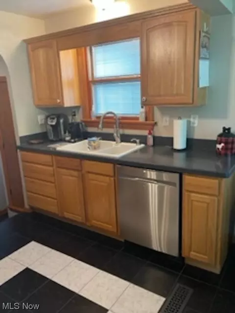 846 Lloyd Rd, Wickliffe, OH 44092 photo 9