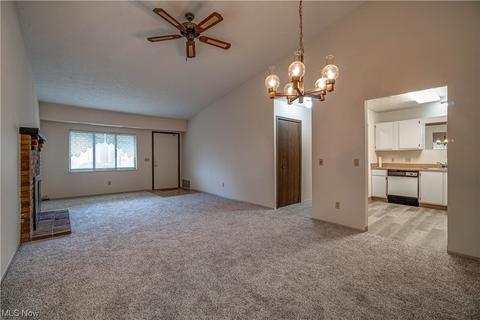 887 Kirkwall Dr, Copley, OH 44321 photo 4
