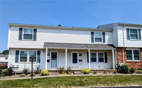 7396 Yorktown Ct, Mentor, OH 44060