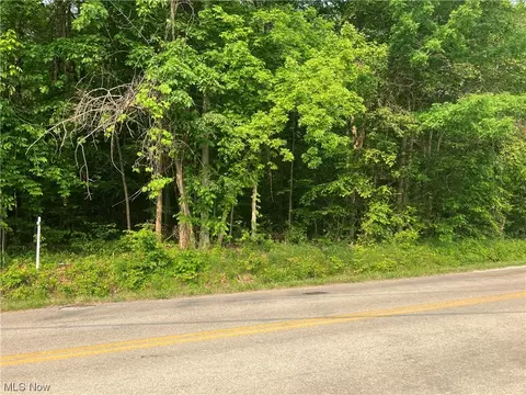 748 Rome Rock Crk, Roaming Shores, OH 44085
