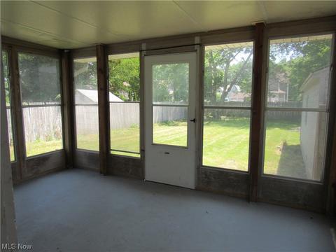 1546 W 8th St, Ashtabula, OH 44004 photo 17