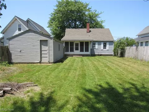 1546 W 8th St, Ashtabula, OH 44004 photo 28