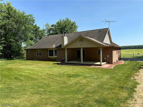 668 Steiner Rd, Creston, OH 44217 photo 4
