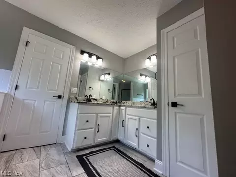 2001 Edgeview Dr, Hudson, OH 44236 photo 23
